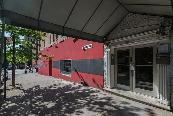 Rented by Sky Management | media 18