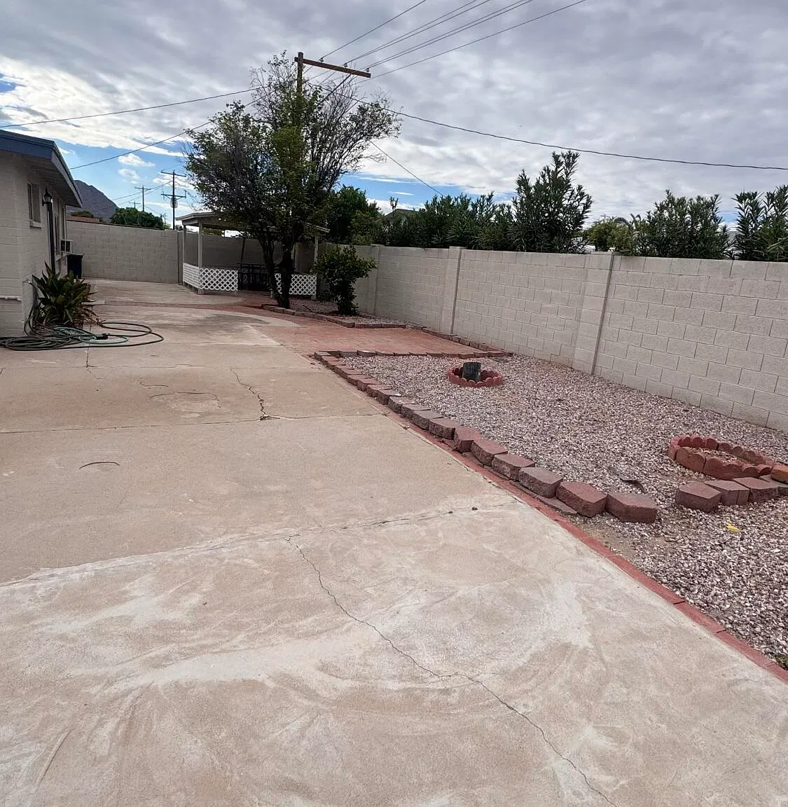 4 bed, 2.0 bath, 2286 sqft, $3,399 — Photo 2
