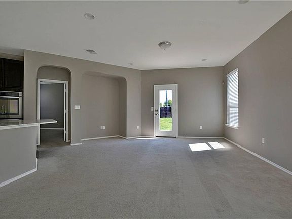 3rd image of 1721 Verdana Dr