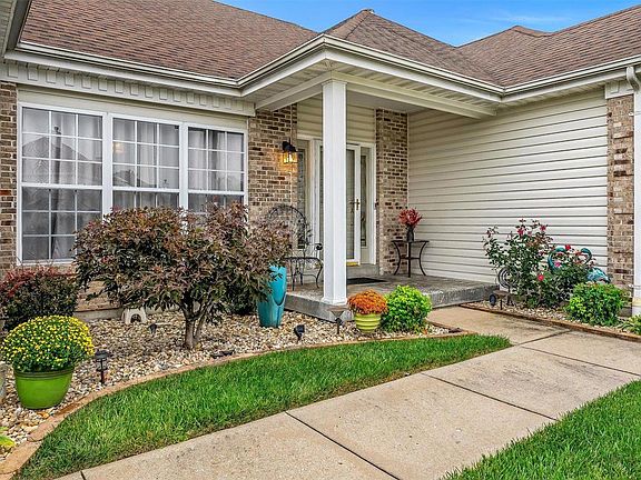 2nd image of 4206 Caballo Crossing Dr
