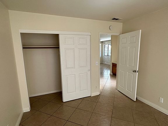 4th image of 115 S San Jose Dr