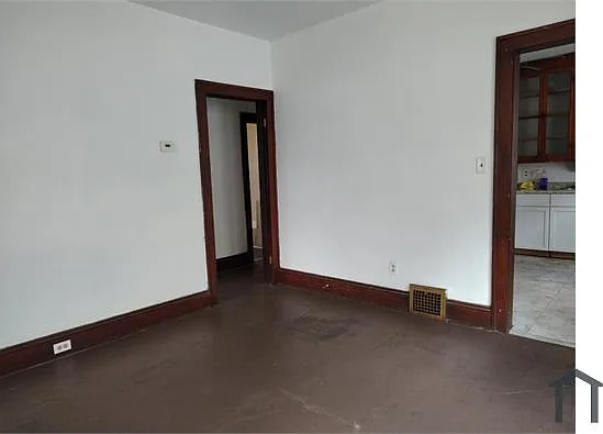 2824 Saratoga Ave #UP — Photo 7