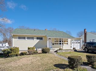 16 Ford Ave, Norwich, CT 06360