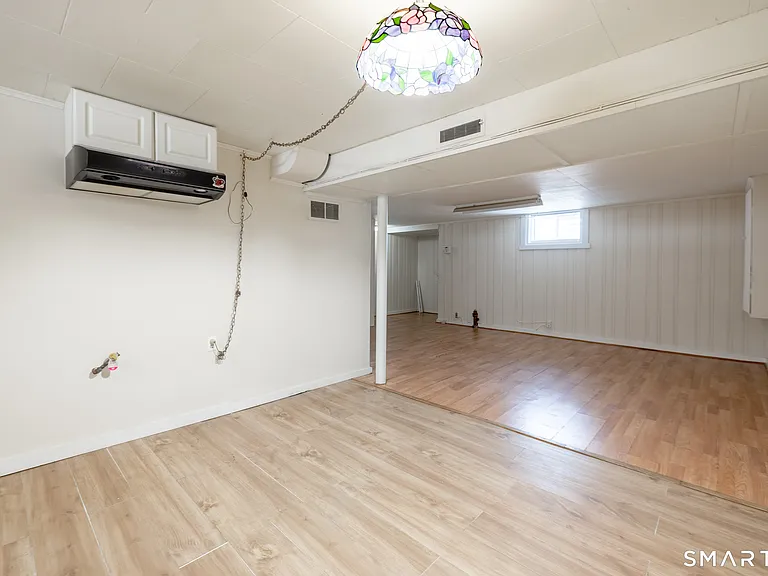 481 Bunker Hill Ave — Photo 10