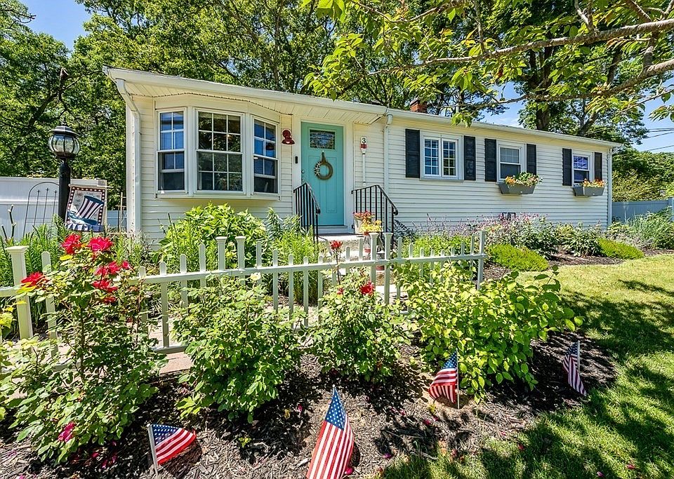 31 Seacoast Shores Blvd, East Falmouth, MA 02536 Zillow