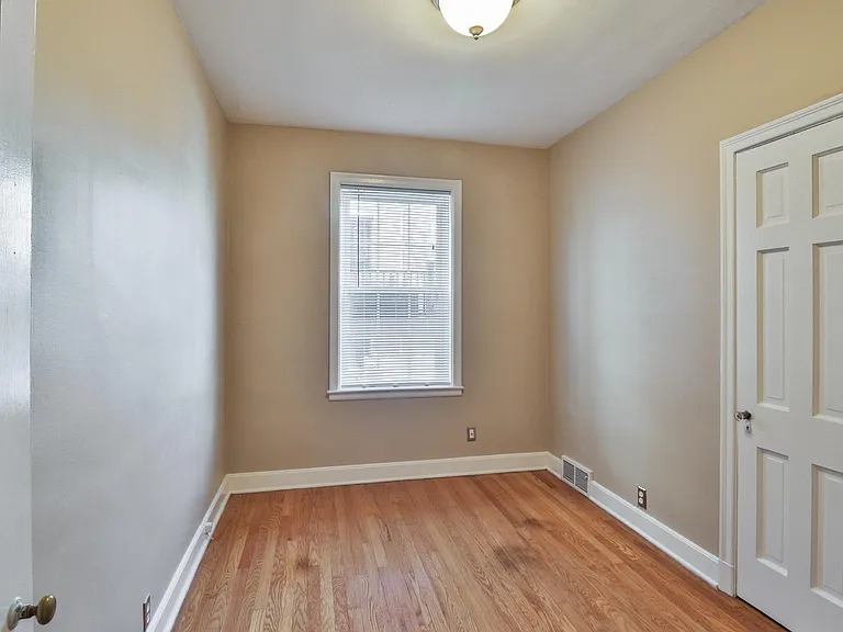 7545 Oxford Dr #3W — Photo 18