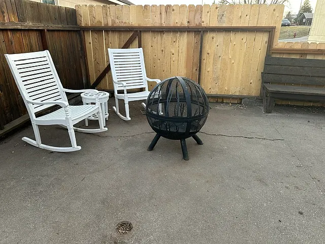 3 bed, 2.0 bath, $1,850 — Photo 4