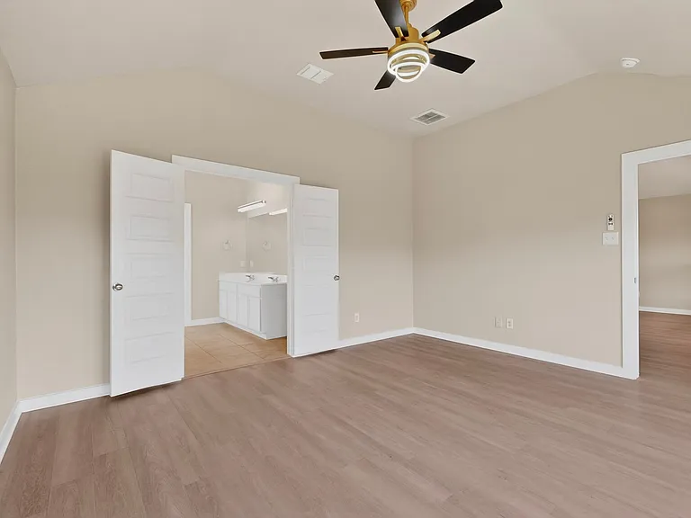 7619 Toledo Bnd — Photo 14