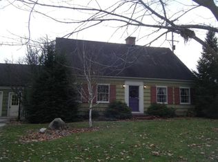 934 Princeton Blvd SE, East Grand Rapids, MI 49506