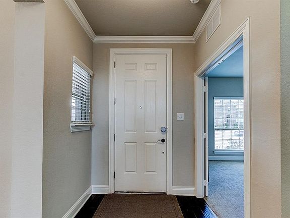 3rd image of 3006 Martha Dr