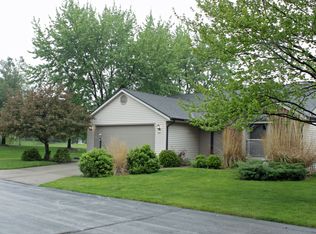 2708 Ridge Valley Dr, Fort Wayne, IN 46804