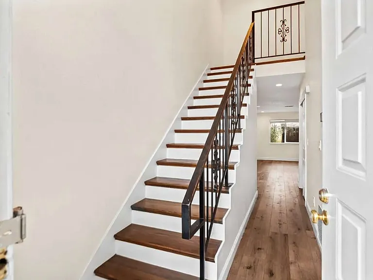 3072 Cray Ct — Photo 6