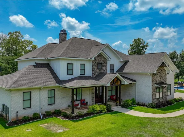 11434 Bull Slough Rd, Northport, AL 35475