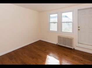 21 Pierce Ave, Jersey City, NJ 07307