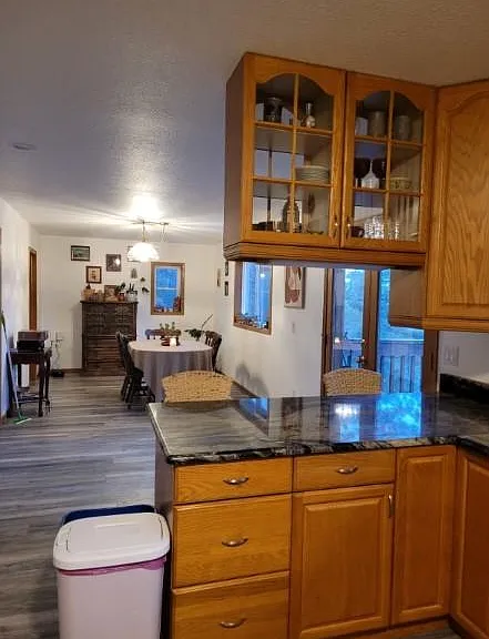 687 Crescent Lake Rd — Photo 5