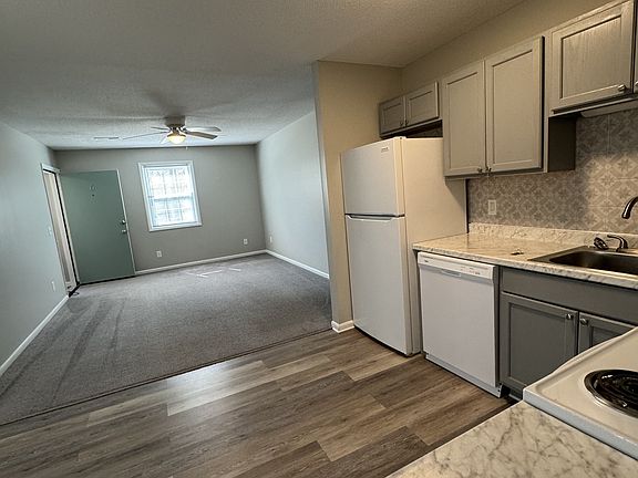 2nd image of 80 Parkview Pl NW #C8