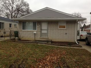 5722 Harrison St, Garden City, MI 48135