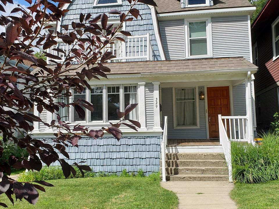 1st image of 329 Fuller Ave SE #1