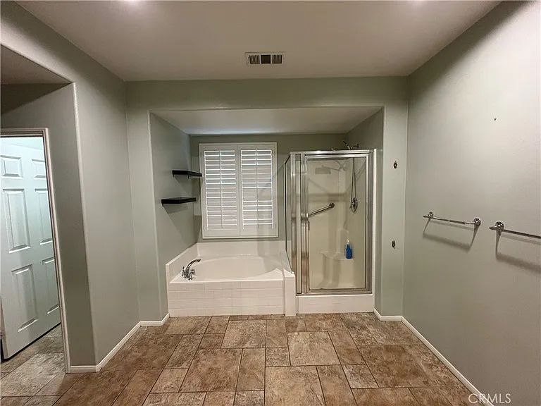 40852 Treasure City Ln — Photo 13