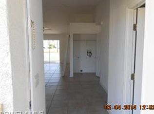 3001 SW Santa Barbara Pl, Cape Coral, FL 33914