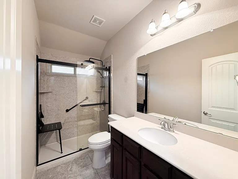 126 Wilmington Dr — Photo 8