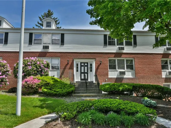 20 Bon Aire Circle #606, Suffern, NY 10901