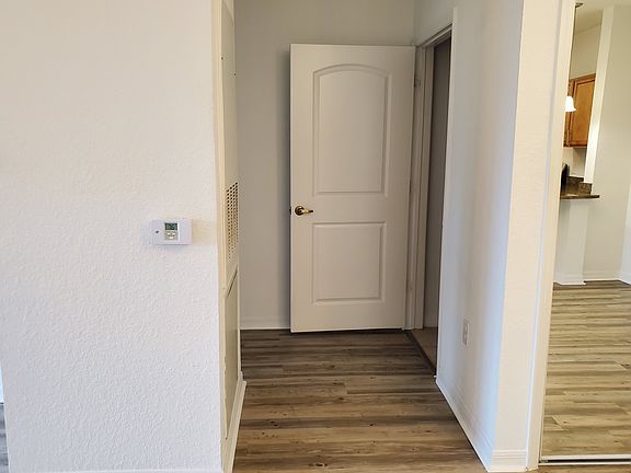 4th image of 300 4th Ave S