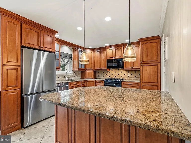 3900 Flagstone Ter — Photo 22
