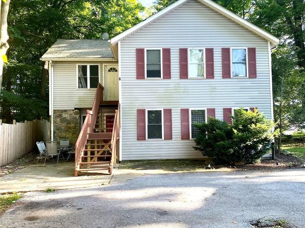 1297 E Main St APT 6
