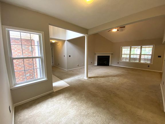 3rd image of 4784 Orchard Hill Drive