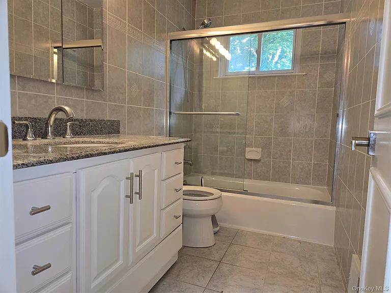 14 Lake Shore Dr — Photo 7