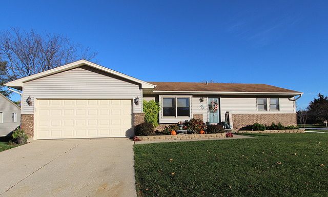 1st image of 65 Wedgewood Dr