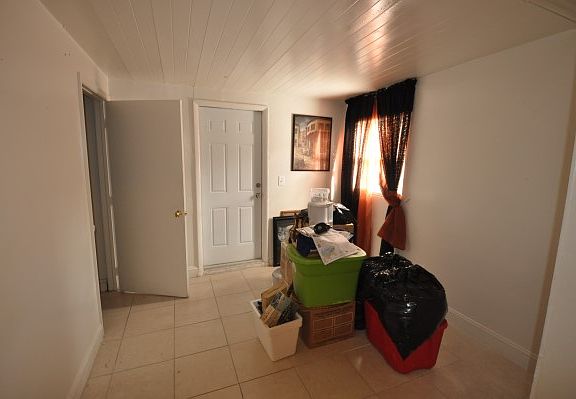 2nd image of 3470 NE 1st Ave