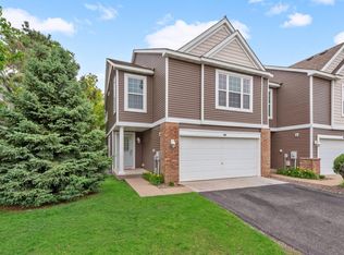 7103 Peony Ln N, Maple Grove, MN 55311