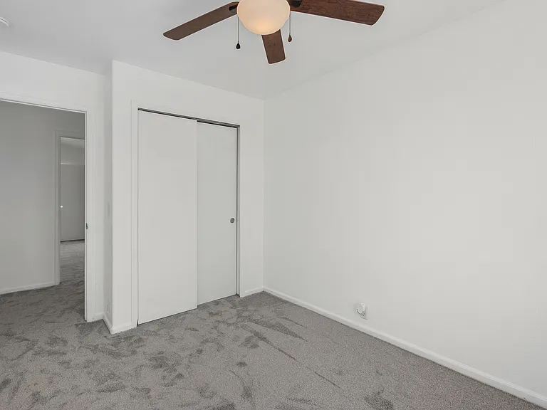 7326 Village Meadows Dr — Photo 27