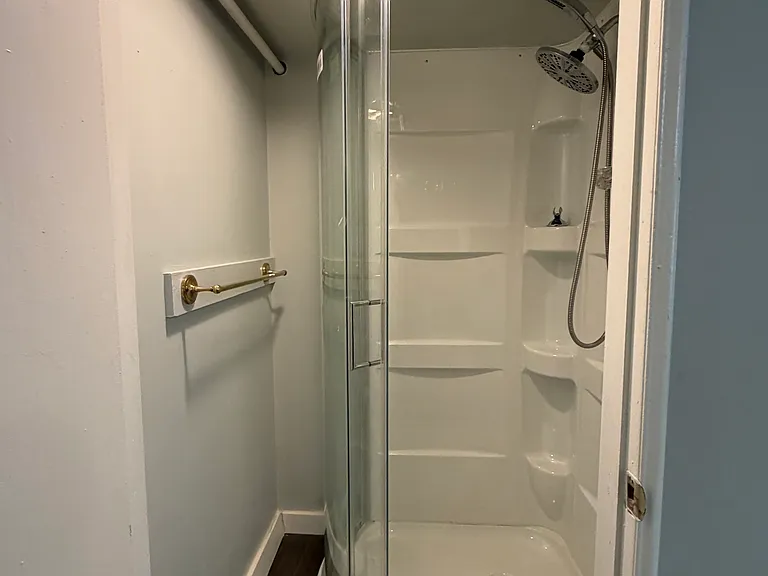 1514 Howard Ave #C — Photo 6