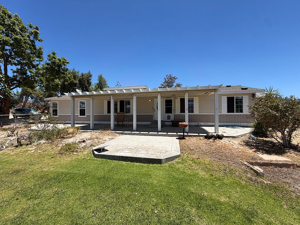 1st image of 44027 White Mountain Rd