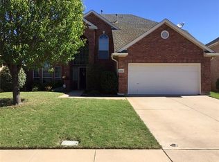 2112 Kingsley Dr, Mansfield, TX 76063