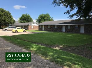 900 W Fran St APT 15, Delcambre, LA 70528