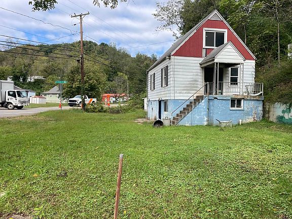 3rd image of 4432 Big Tyler Rd
