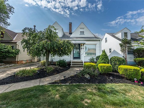 2nd image of 6803 Sunderland Dr