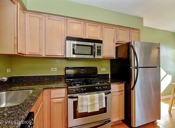 4th image of 6350 N Hoyne Ave APT 401