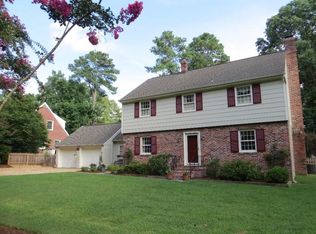 906 Jamestown Rd, Williamsburg, VA 23185