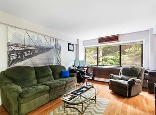 310 W 56th St APT 3J, New York, NY