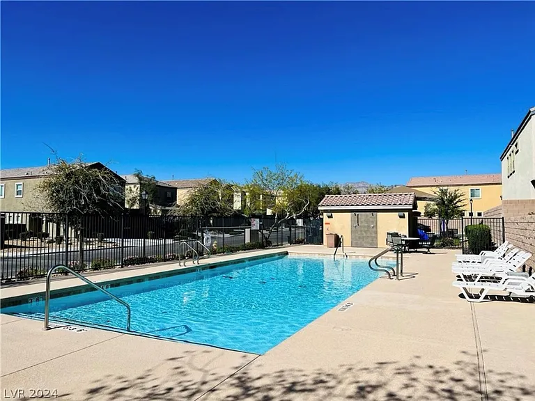 6644 Seahorse Reef St — Photo 44
