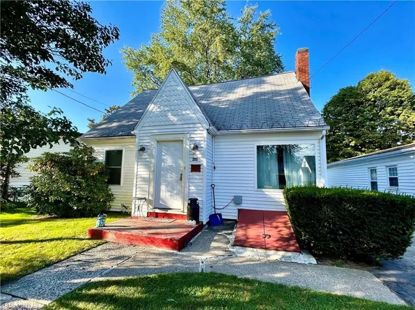 212 Ash St, Edinboro, PA 16412