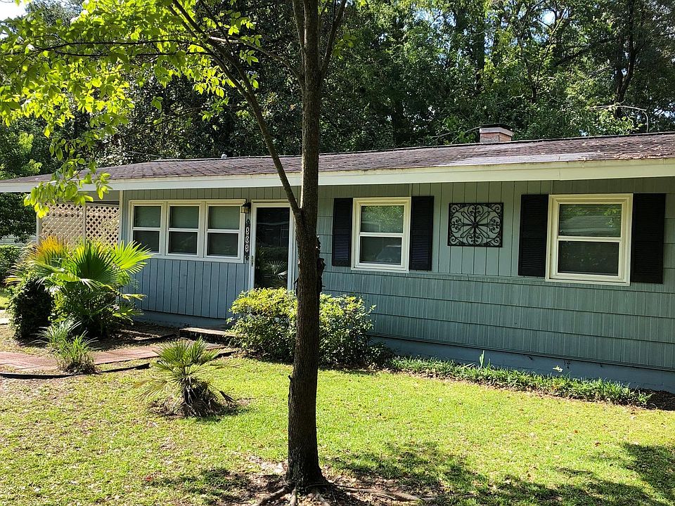 1st image of 303 Robinwood Ave