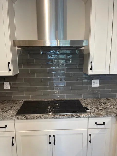 3 bed, 2.5 bath, 1573 sqft, $2,600 — Photo 4