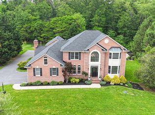 6618 Nahal Dr, Frederick, MD 21702