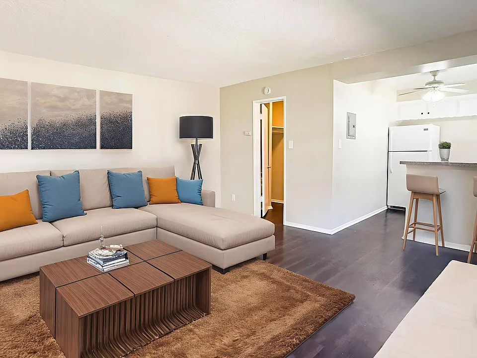 5565 Santa Anita Ave #17